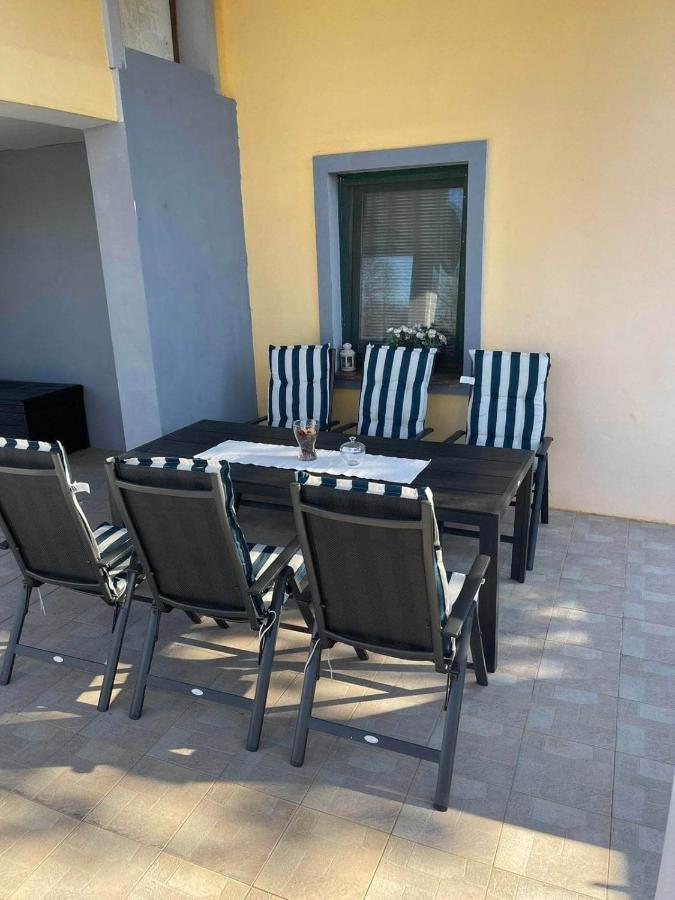 Ferienhaus Lucija *