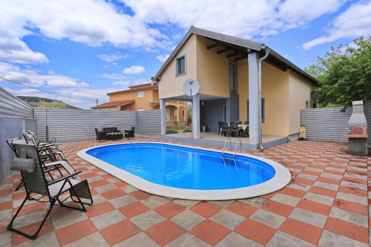 Casa vacanze Lucija Sveti Filip i Jakov